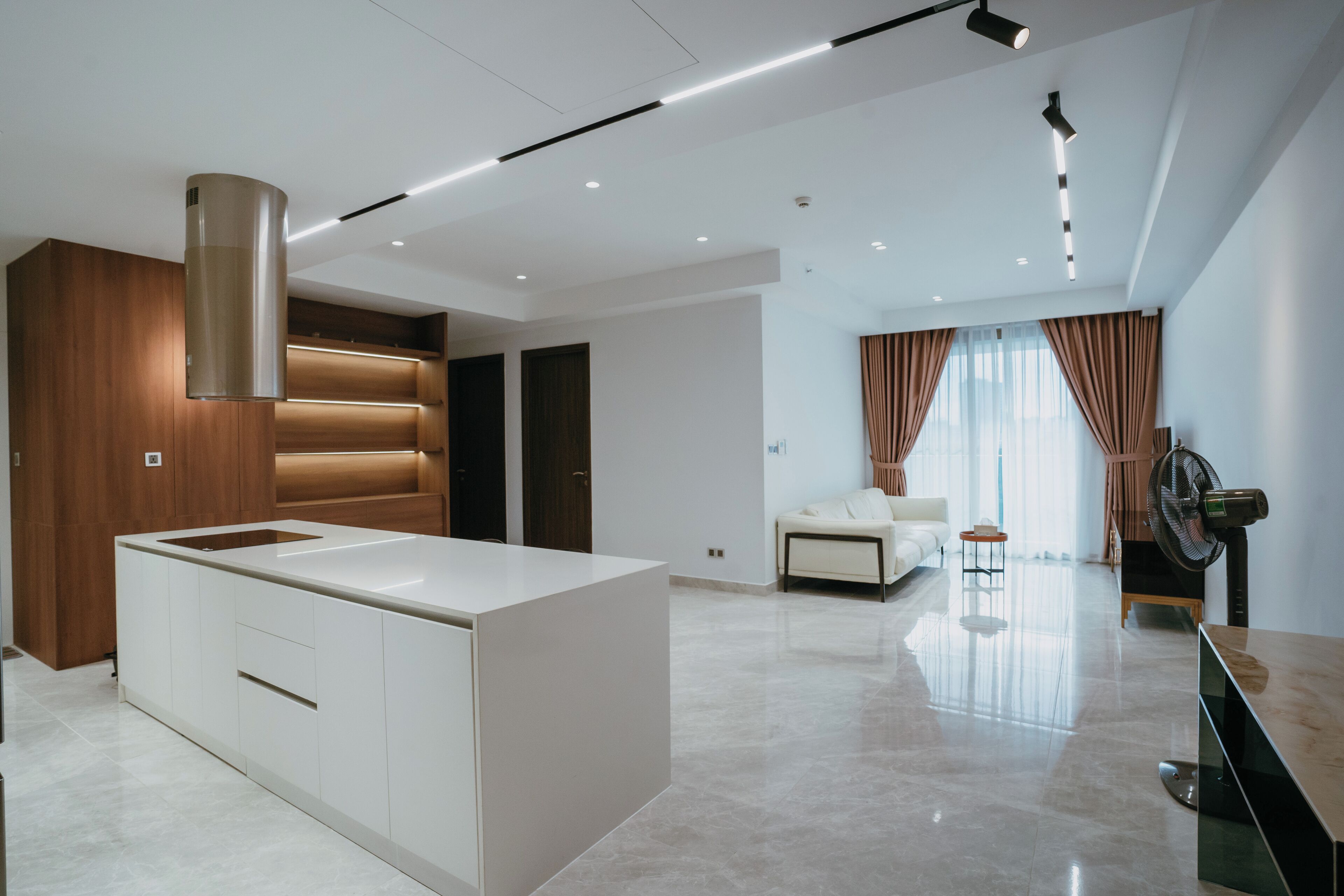 Apartment, 3 Bedrooms, Balcony, City View | Living area