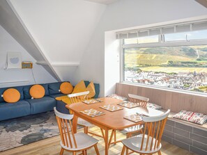 Dining - 2 bedroom accommodation in Woolacombe (Woolacombe)