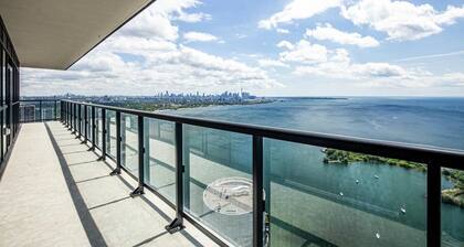 Brand New Corner Condo with Toronto Downtown view in Lakeshore