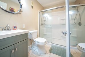 ヘアドライヤー、タオル