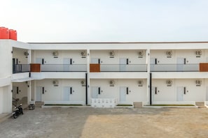 Exterior - Ipnoss Coliving Semarang, by INNCA COLLECTION (Semarang)