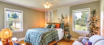 8 Mi to Clemson: Peaceful Family Home w/ Yard