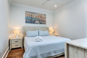 4 Schlafzimmer, Bügeleisen/Bügelbrett, kostenloses WLAN, Bettwäsche