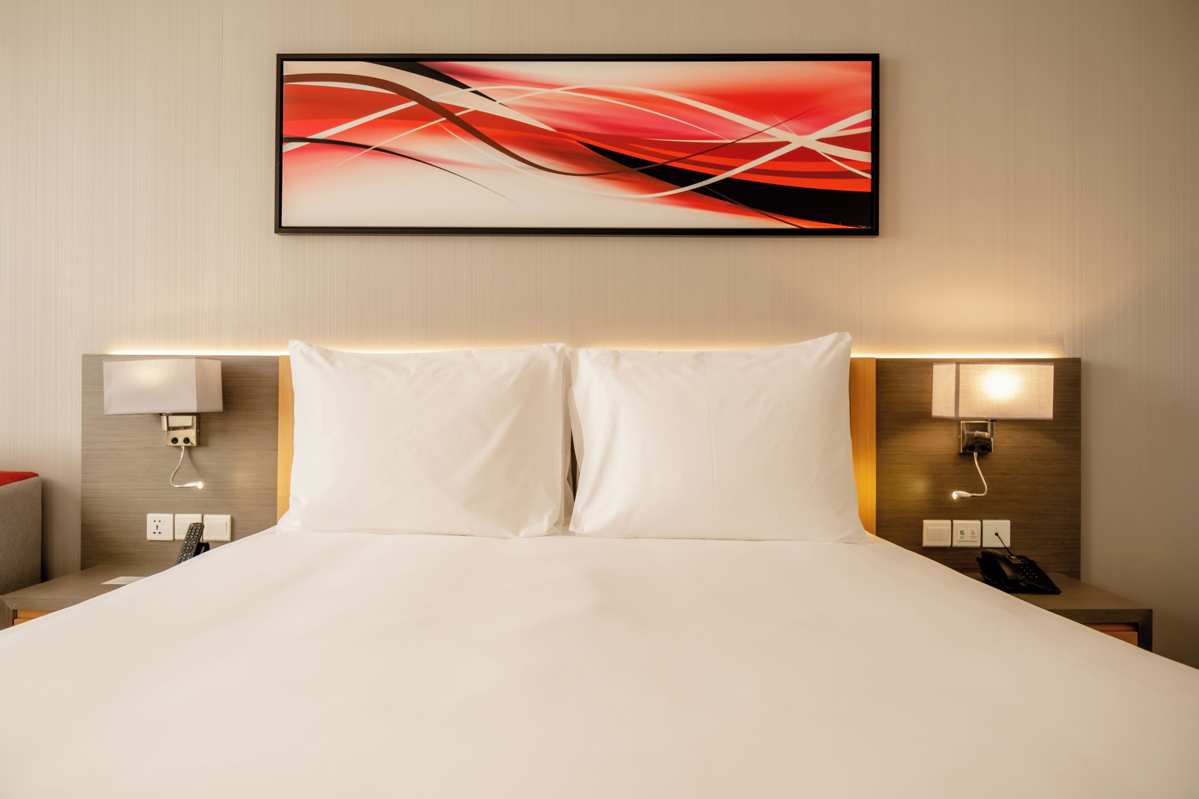 Habitación doble estándar | Caja de seguridad en la habitación y insonorización 