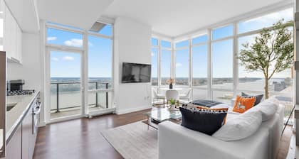 NYC DREAM HOME! Corner Luxury 2BR/2BA near Times Sq