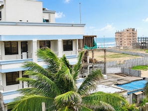 Beach - Hotel Puri Inn Puri  (Puri)