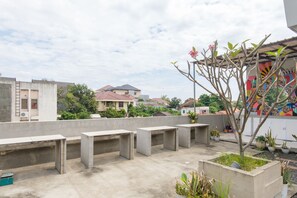 Living area - INNCA Mimpi Inn Semarang (Semarang)