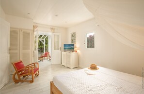 7 bedrooms, free WiFi, bed sheets - Pitaya (Le Diamant)