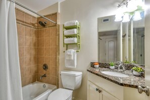 Unclassified image, 4 of 46, button