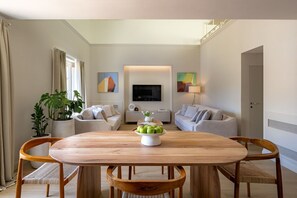Dining - Deservi Elegant Apt. Botticelli (Florence)