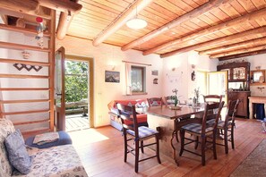 تناول الطعام