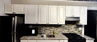 Welcoming 1-bedroom house in The Bronx.