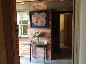 Habitación estándar doble, patio, vistas al jardín | Interior