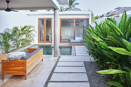 ๋ญ์
๋ฆฌ ๋น๋ผ, ์นจ์ค 1๊ฐ | ๊ฑฐ์ค ๊ณต๊ฐ