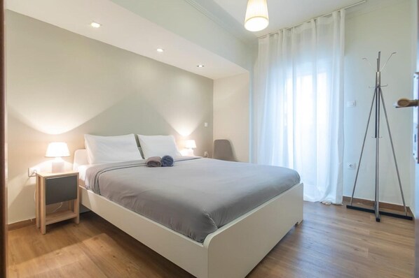 4 bedrooms, iron/ironing board, travel cot, free WiFi - Houseloft Ideal Kalamaria (Thessaloniki)