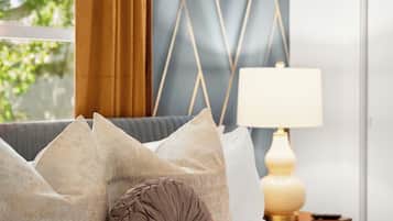 3 bedrooms, desk, iron/ironing board, free WiFi