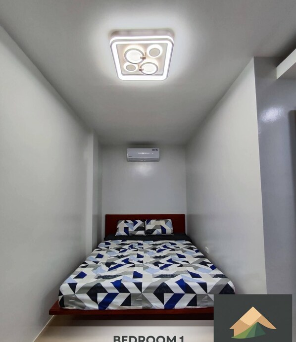 Acesso à internet, roupa de cama