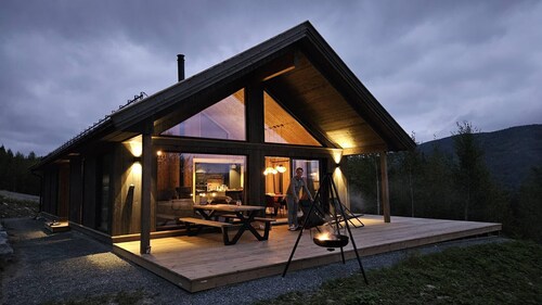 Spacious lodge with sauna, ski centre