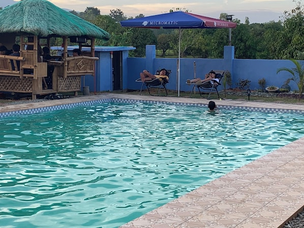 Piscine extérieure