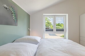 3 bedrooms, travel cot, free WiFi - Vacation home "Huus Bökeboom" in Kating for up to 6 people (Kating)