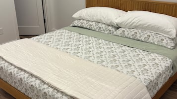 2 dormitorios, tabla de planchar con plancha, wifi y ropa de cama