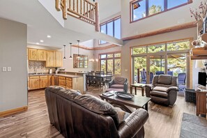 TV connectée, cheminée