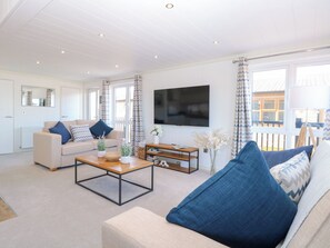 Cottage | Living area - Sandy Snug (Norwich)