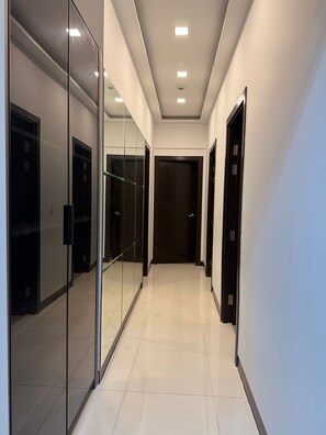Dortoir Partagé, 4 chambres, accessible aux personnes à mobilité réduite, patio | Intérieur