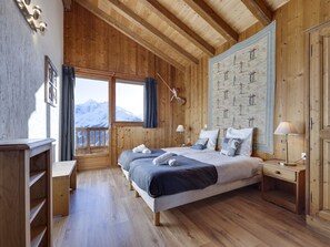 6 chambres, accès au Wi-Fi (inclus), literie fournie