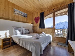 6 chambres, accès au Wi-Fi (inclus), literie fournie