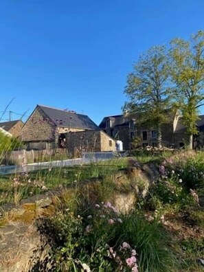 Overnatningsstedets område