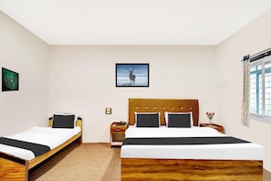 1 bedroom - Collection O Dal Lake (Srinagar)