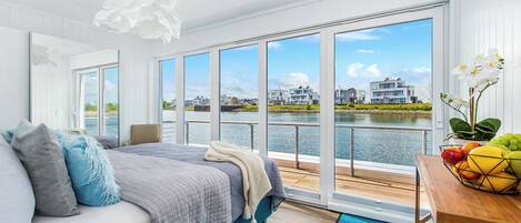 2 slaapkamers, een strijkplank/strijkijzer, gratis wifi