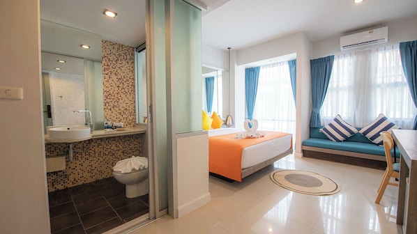 9 habitaciones, wifi y ropa de cama