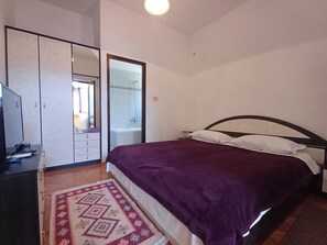 1 habitación, wifi gratis y ropa de cama
