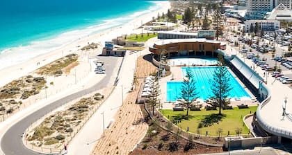 Master retreat at Private Estate Near Perth CBD