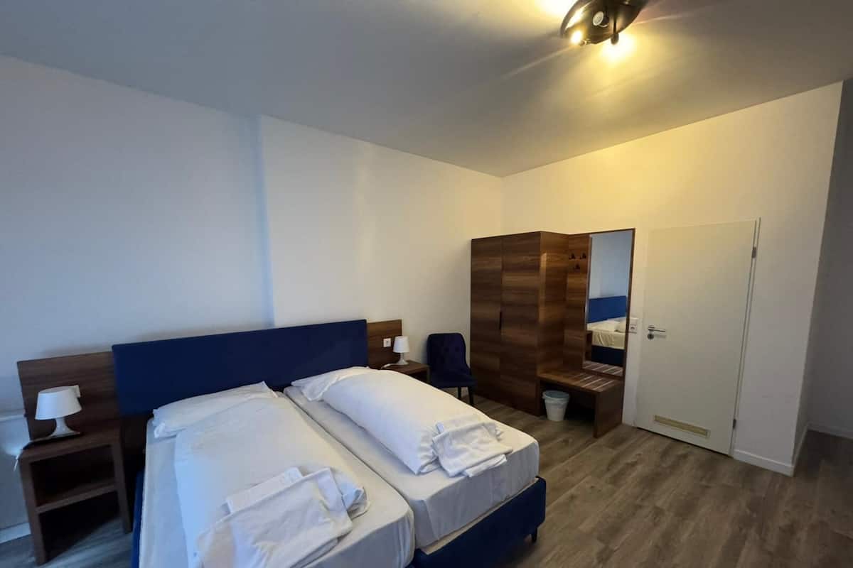 Standard-Doppel- oder -Zweibettzimmer, Balkon