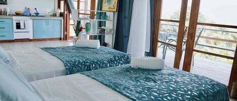 Iron/ironing board, internet, bed sheets