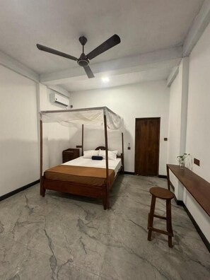 Free WiFi - Lunora Beach Home (Arugam Bay)