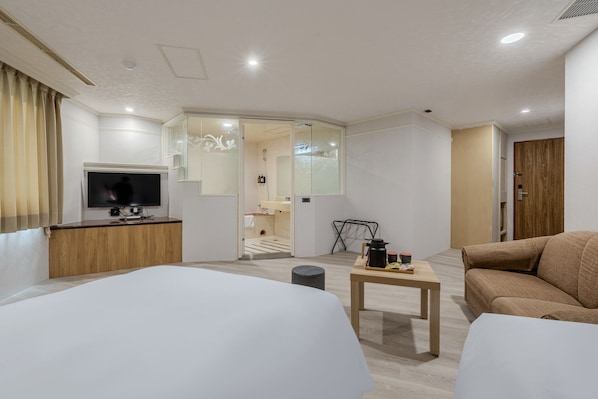 Basic Twin Room, City View | Blackout drapes, iron/ironing board, free WiFi
