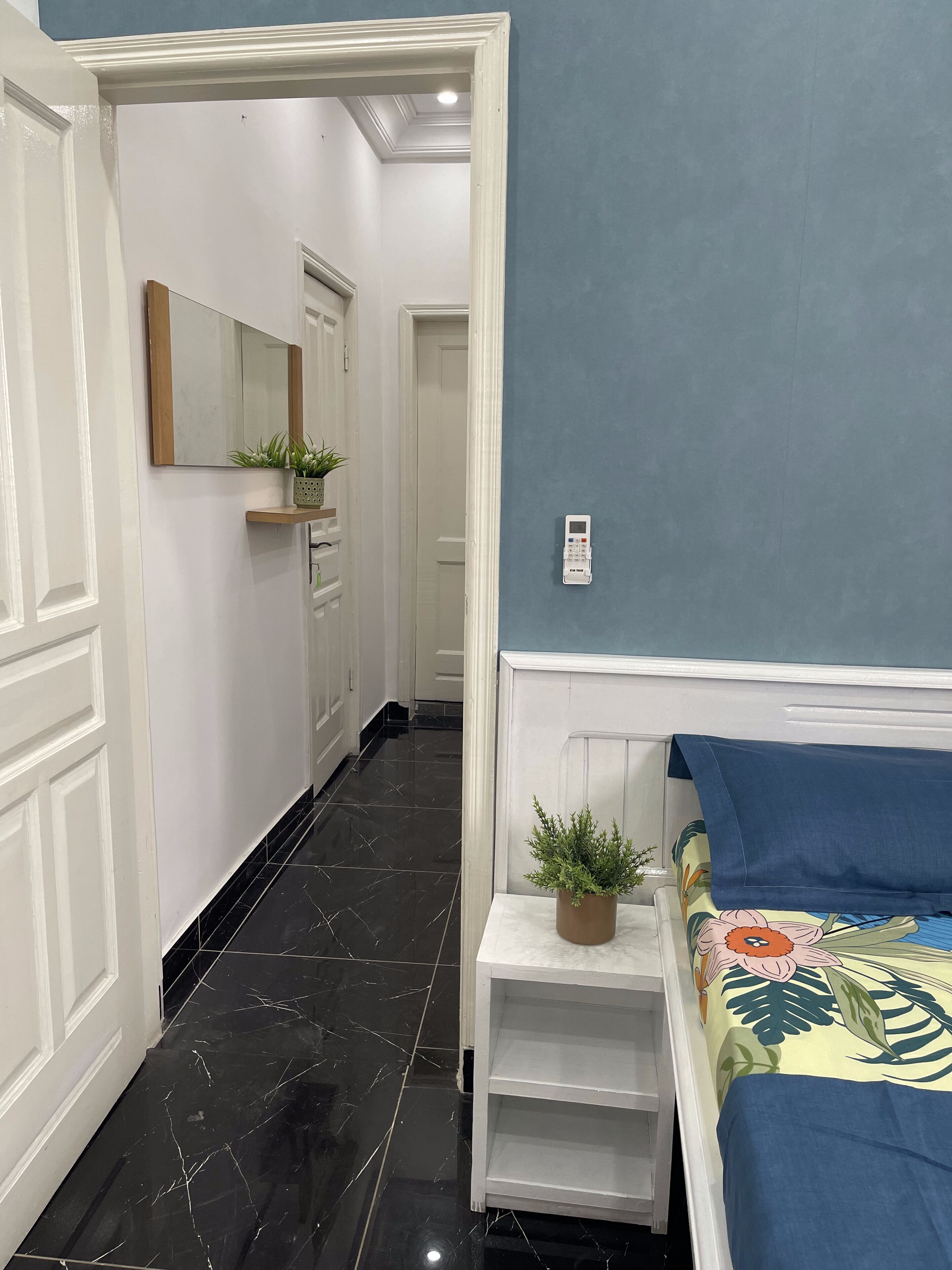 Comfort Apartment, Balcony, Beach View | Iron/ironing board, free WiFi