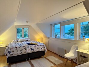 1 bedroom, internet, bed sheets