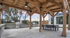 Outdoor dining - Spectra Parks 1208 I Comfy 2 Bed 2 Bath (Austin)