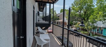 Government St. Balcony Suite 209