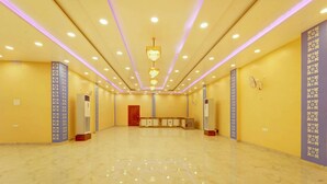 Unclassified image, 4 of 37, button - Super Deluxe Room The Dev Regency (Patna)