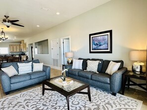 TV - Sunrays by Liquid Life (Gulf Shores)