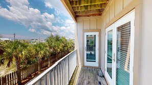 Terrace/patio - Kiran Terrace Duplex by Liquid Life (Gulf Shores)