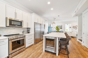 Fridge, microwave, oven, stovetop - Camp Creek home w/bikes, pool, deeded beach access close to Alys & Rosemary (Inlet Beach)