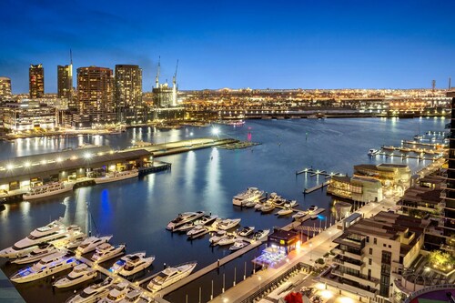 VAQUAY Anchor & Abode In Docklands | Stay Awhile • PS®5 Console • TV In Each BR