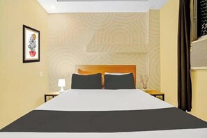 Deluxe Double Room | Desk, free WiFi